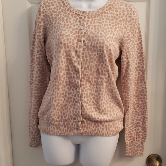 Old Navy Sweaters - Old Navy animal print sweater